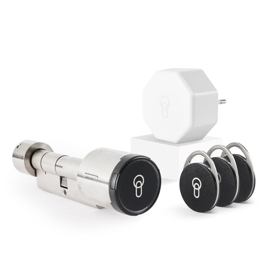 Set-Bestandteile Smart Lock, Bridge und 3 Token.